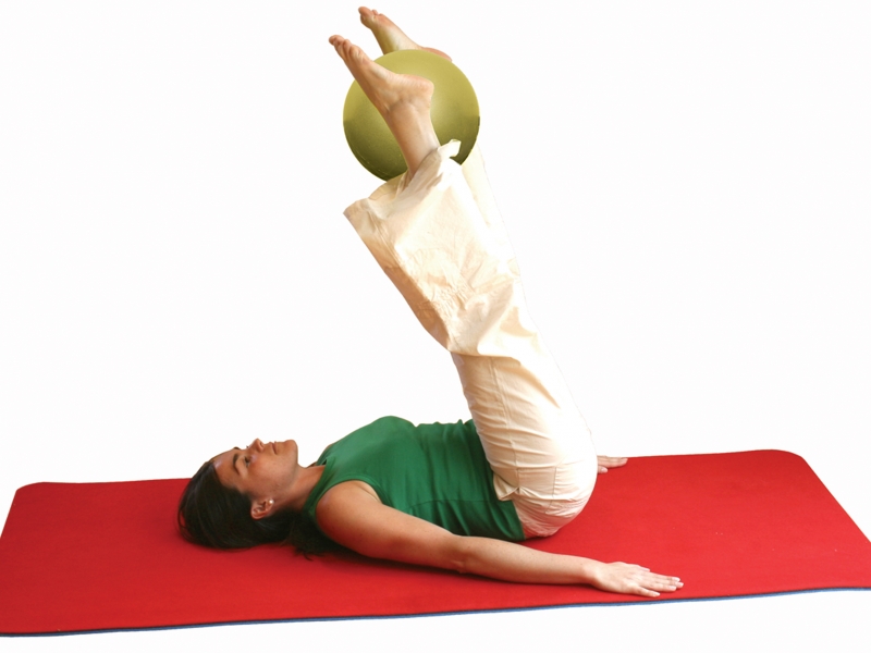 Pelota de pilates. 20 cm dimetro (1)