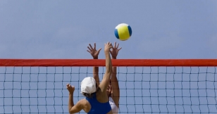 Equipacin de Voleibol